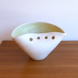 Vase en céramique par Mado Jolain sur Circa51