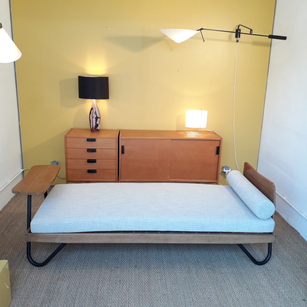 Daybed par R. Charroy sur Circa51