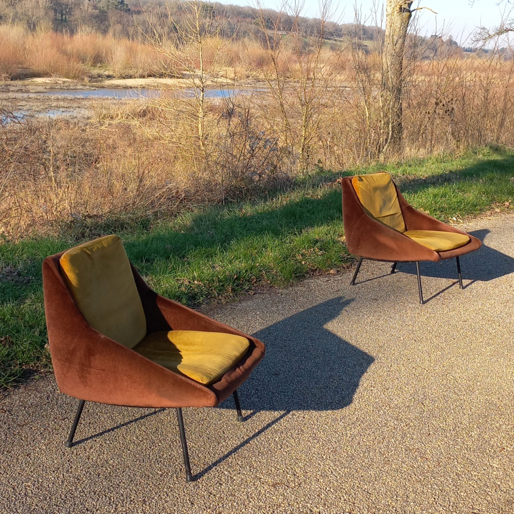 Paire de fauteuil 800 par Steiner sur Circa51