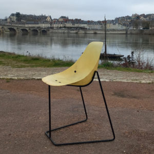 Chaise Coccinelle par René-Jean Caillette sur Circa51