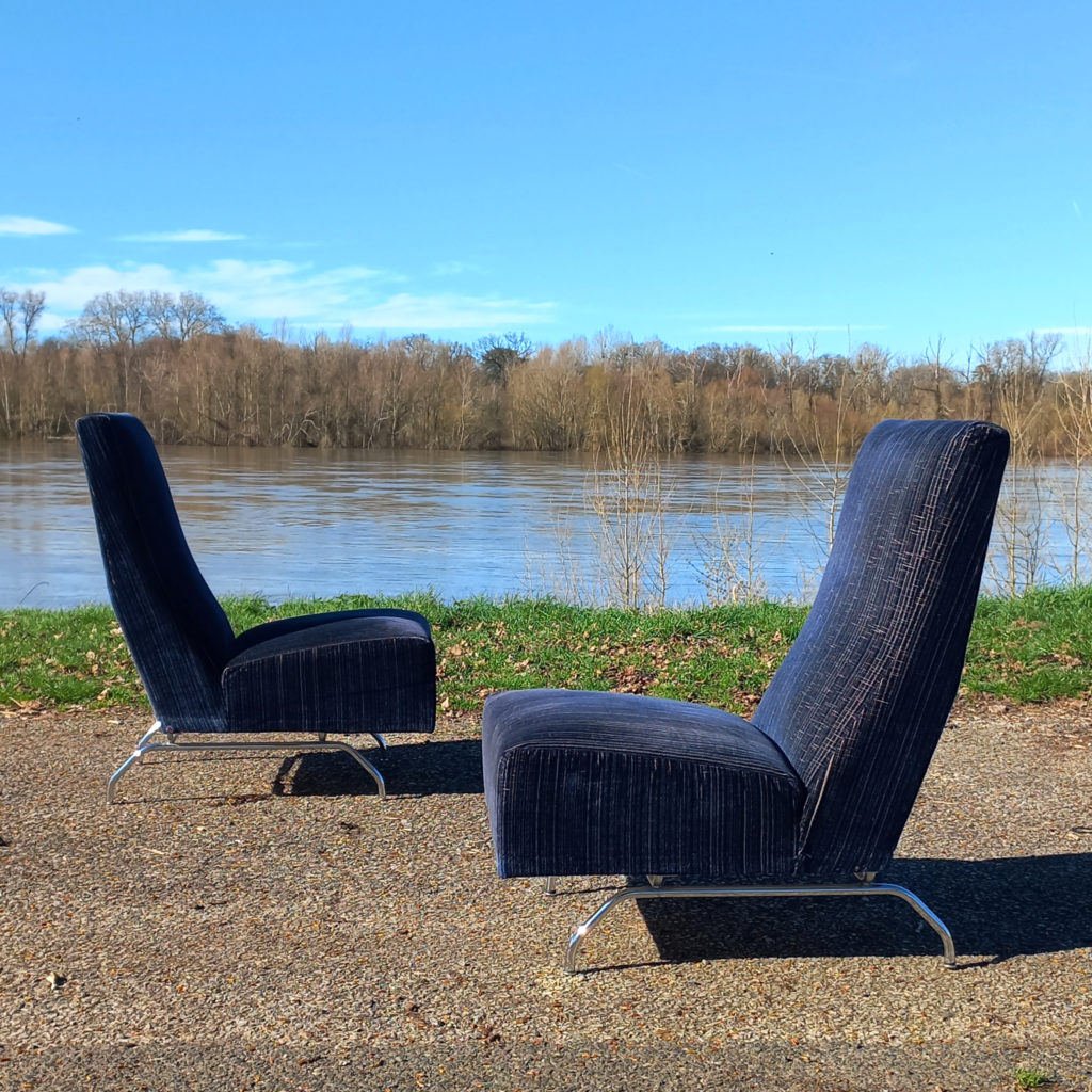 Paire de chauffeuses par Dangles et Defrance sur Circa51