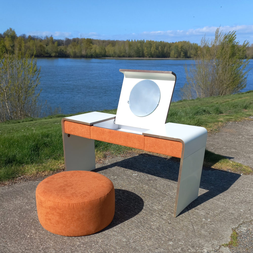 Coiffeuse Vega par Bernard Brunier sur Circa51