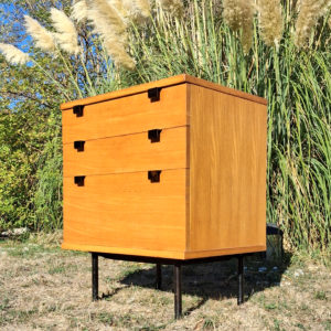 Commode 219 par Alain Richard sur Circa51