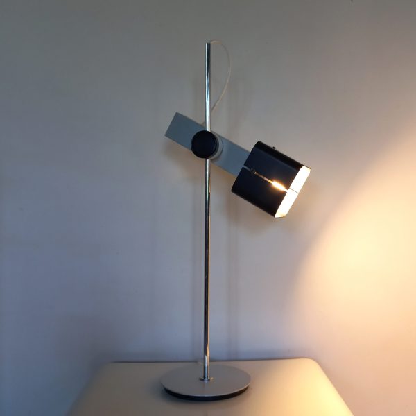 Lampe F219 par Etienne Fermigier sur Circa51