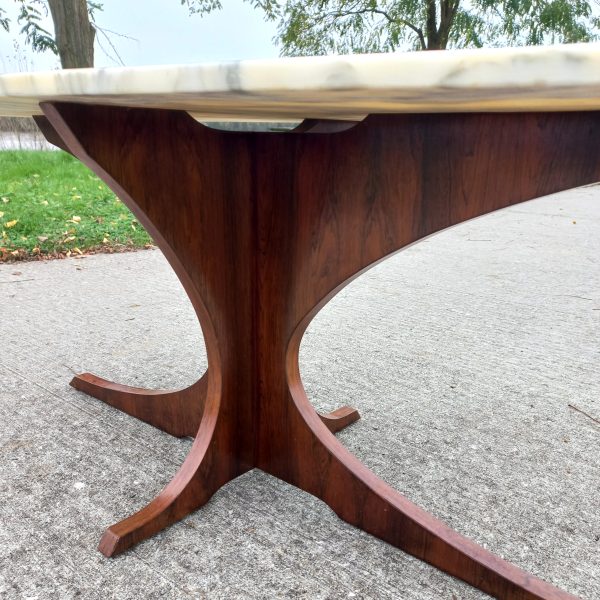 Table basse par Hugues Poignant sur Circa51