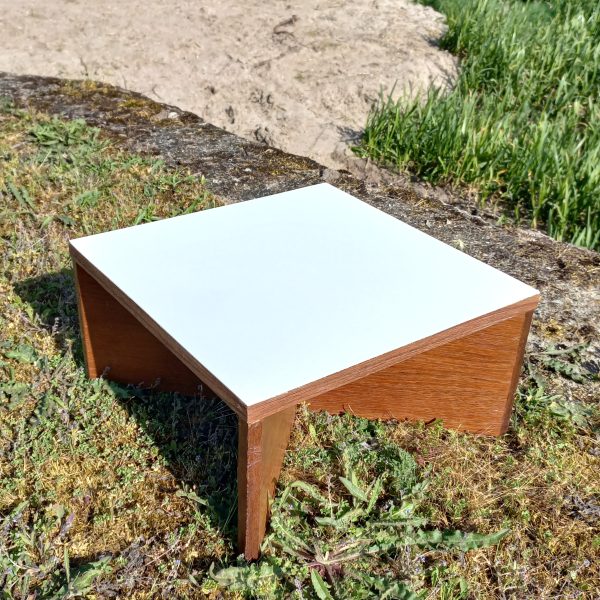 Table basse Aquilon par Pierre Guariche sur Circa51