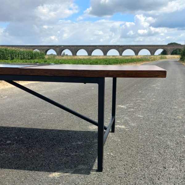 Table basse de André Simard sur Circa 51