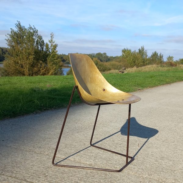 Chaise Coccinelle par René-Jean Caillette sur Circa51
