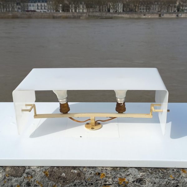 Applique 2079 par Pierre Disderot sur Circa 51