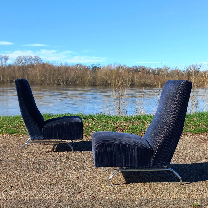 Paire de chauffeuses par Dangles et Defrance sur Circa51