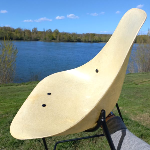 Chaise Coccinelle par René-Jean Caillette sur Circa51