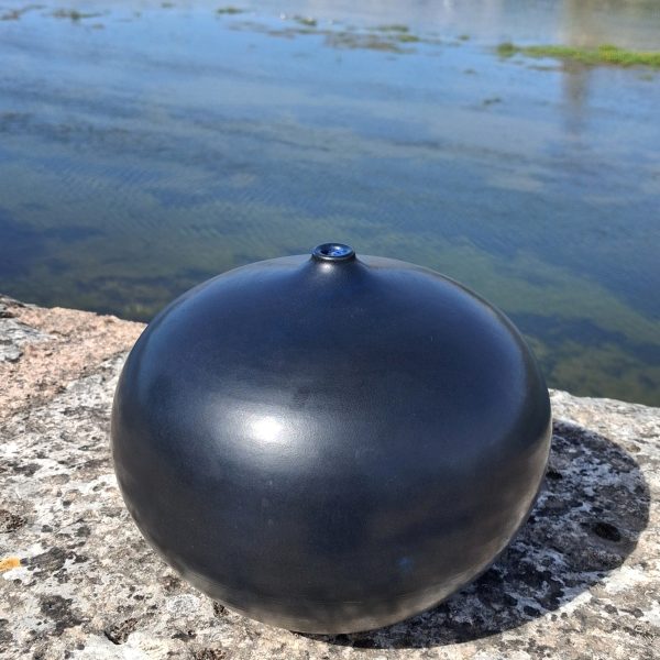 Vase par Suzanne Ramié Madoura sur Circa 51